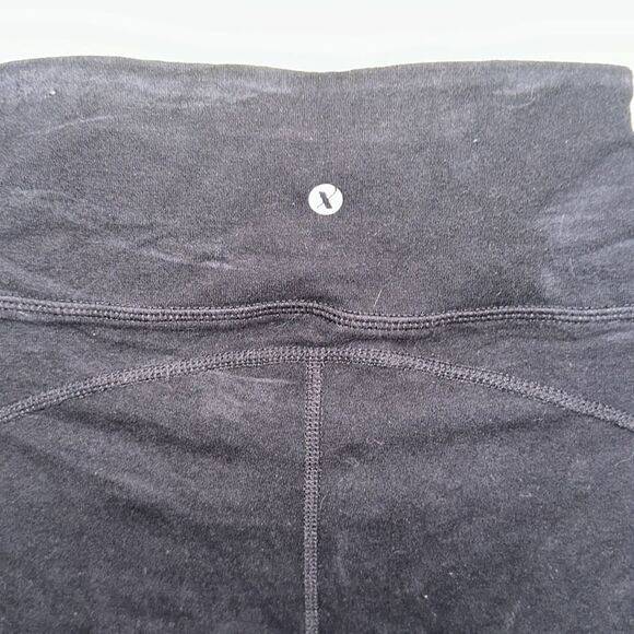 Xersion black fitted cotton/spandex Capri exercise pants - Picture 4 of 7